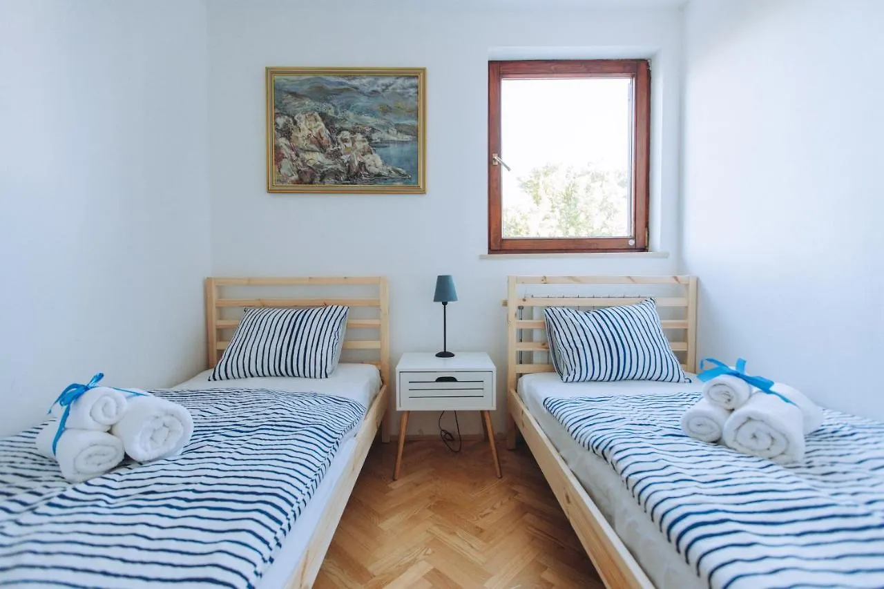 Hello Crikvenica Apartment 0*,